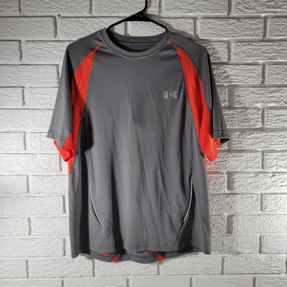 Under Armor Heat Gear Shirt. -- ITEM #1314